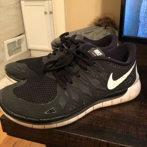 Nike free runs